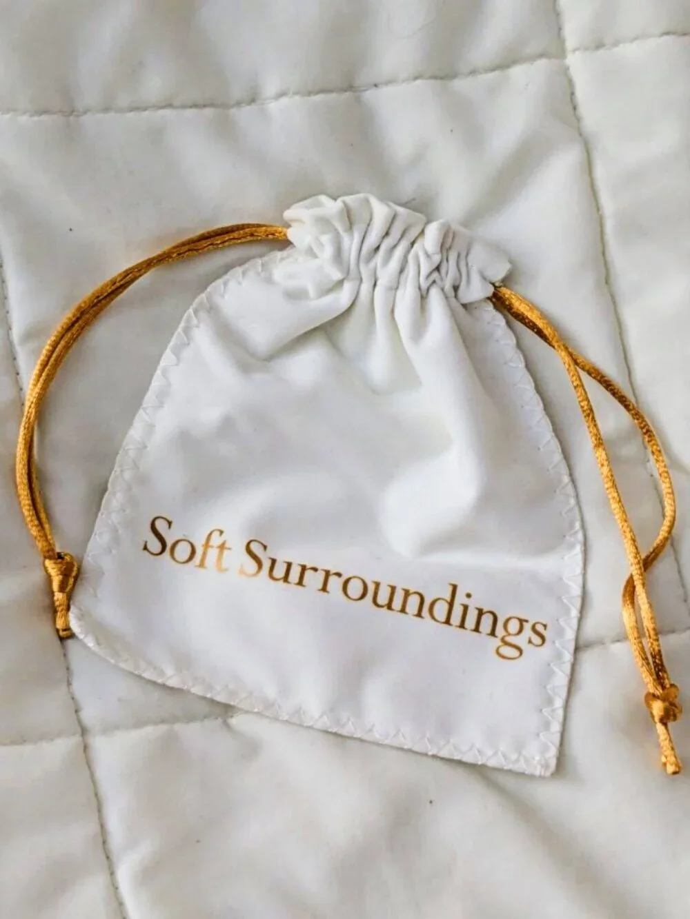 Soft Surroundings Cream Velveteen Drawstring Jewelry Dust Bag for Storage Gifts